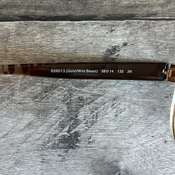 🆕 listing! Gold aviators with animal print arms by Coach - Picture 5 of 8